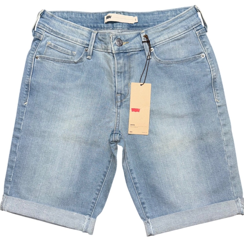Levis Womens Light Wash Denim Bermuda Shorts Cuffed Size 4 Stretch Blue